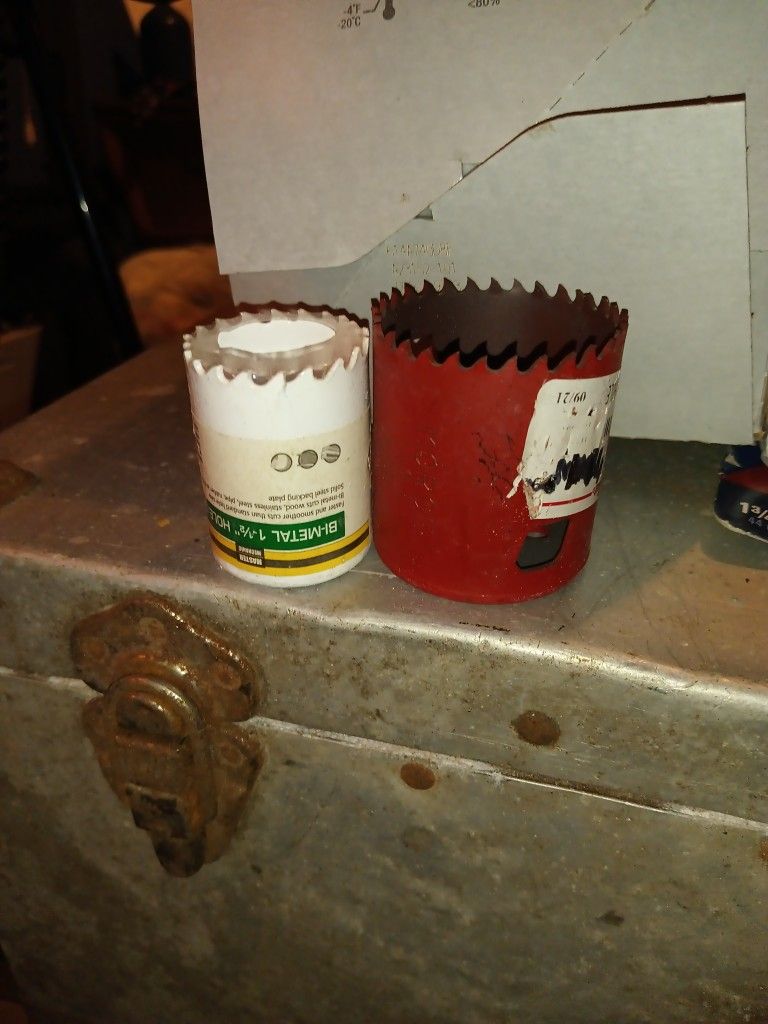 Bi Metal Hole Saws 2 Inch And 1 1/2