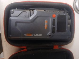 featou car jump starter
