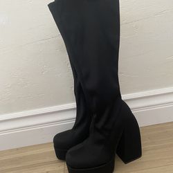 Tall Black Platform Boots (size: UK 3 / US 5