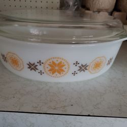 Vintage 046 Pyrex Town And Country Oval Dish And Lid