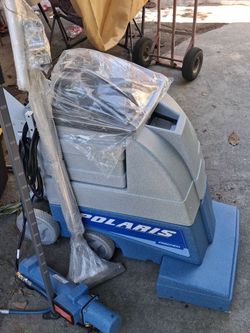 Carpet extractor