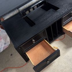 Lift  Top Coffe Table With Hidden Storage 