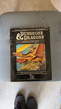 Dungeon and dragons master players book