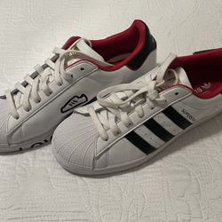 Adidas Sneakers