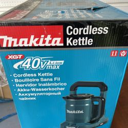 Makita XGT 40v water Kettle