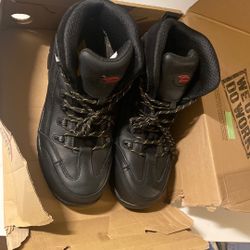 Avenger Work Boots 