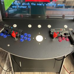 4 Player Arcade Cabinet With Light Guns