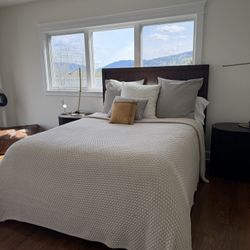 Rh Solid Wood Queen beds  2 X