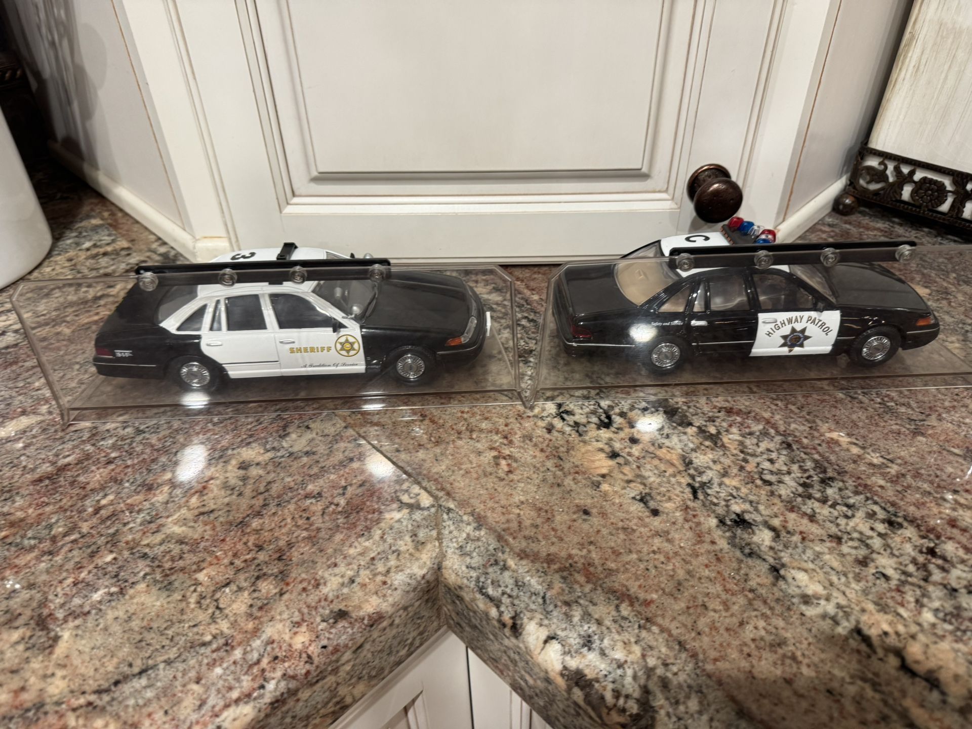 Police Model Cars 10