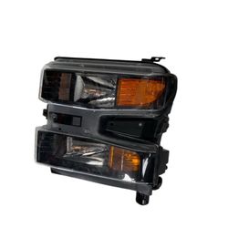 2019 2022 CHEVROLET SILVERADO 1500 LEFT SIDE HEADLIGHT OEM 