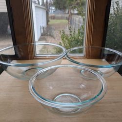 Pyrex Glassware Lot