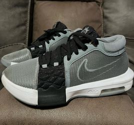 Mens shoes Nike Lebron Witness grey/black