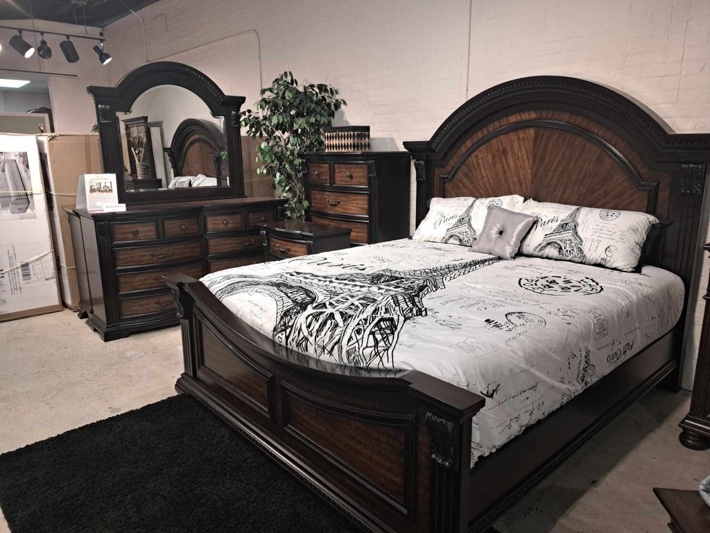 Woodway Bedroom