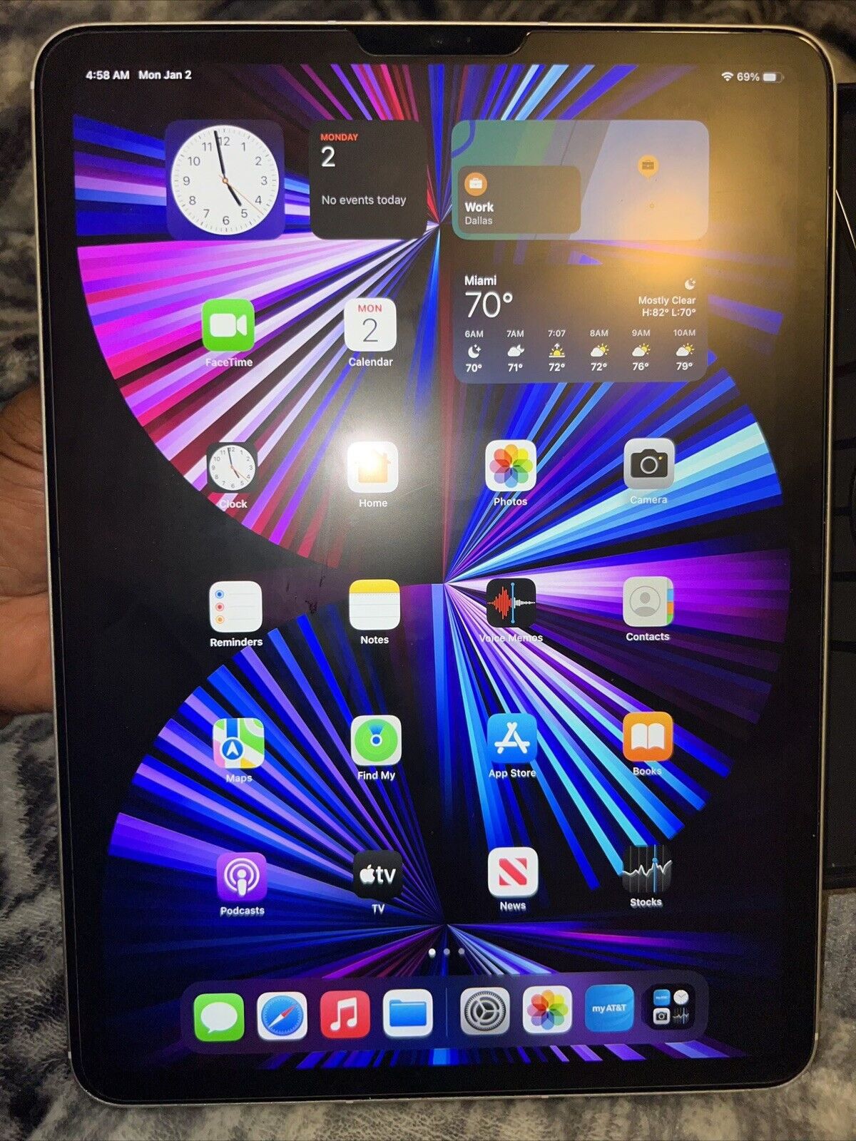 iPad Pro 3rd Generation With M1 Chip 256GB - Like New