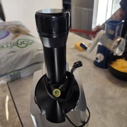 Yonanas Dessert Maker