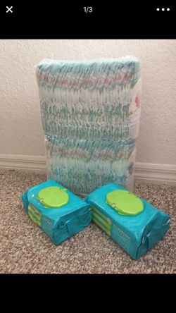 Pampers brand size 4 ( 86 ) diapers with 2 pack of wipes (200) pieces
