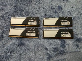 Trident 16GB x4 DDR4 16 GB