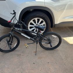 Mongoose Brawler Bike With Pegs 