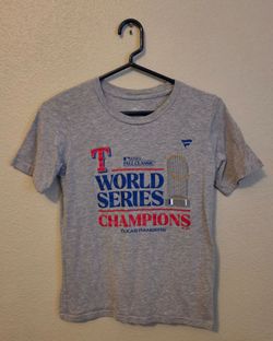 MLB Genuine Merchandise - Boys - Size: M (8/10) - World Series Champions: Texas Rangers - T-Shirt - Graphic - Gray