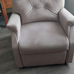Small Like New Recliner Lift Chair