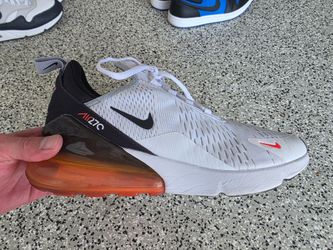Nike Air Max 270
