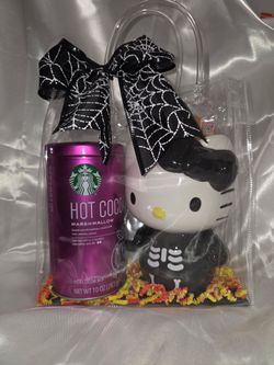 Halloween Hello Kitty & Starbucks Hot Cocoa Gift Set