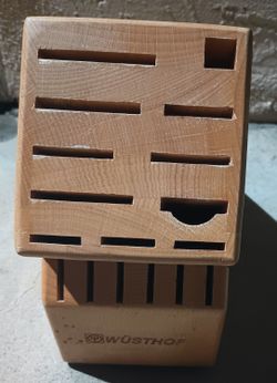 Kitchen Knife Storage