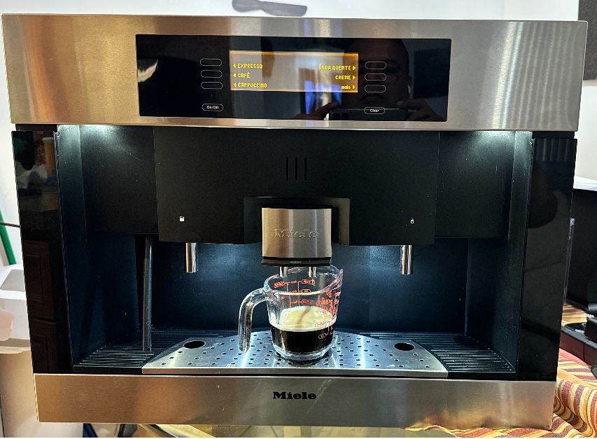 MIELE COFFEE MAKER 24” INCH 