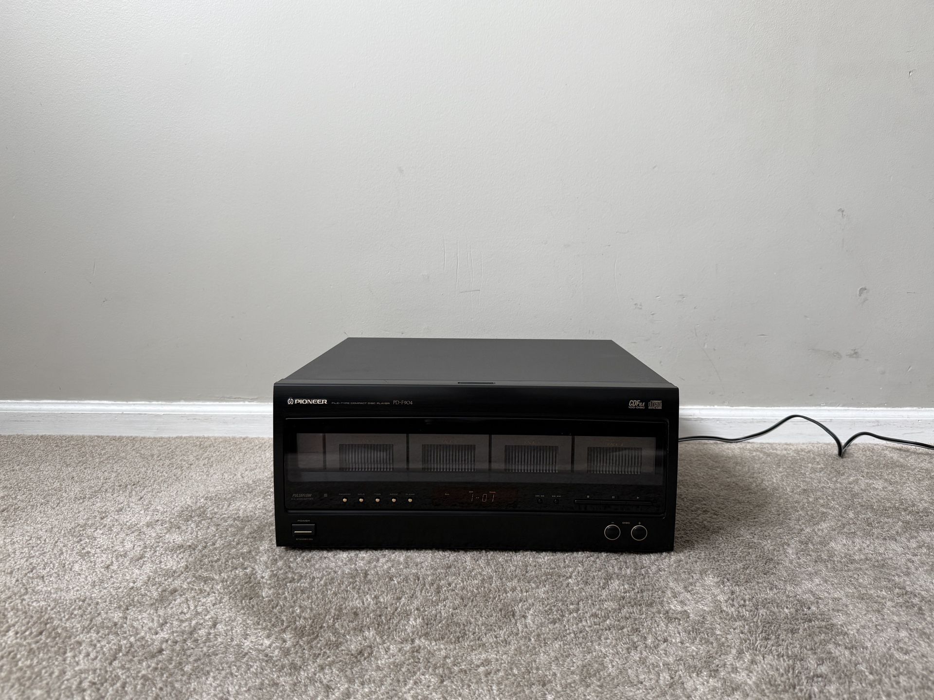 Pioneer PD-F904 100 + 1 Compact Disc CD Player Changer