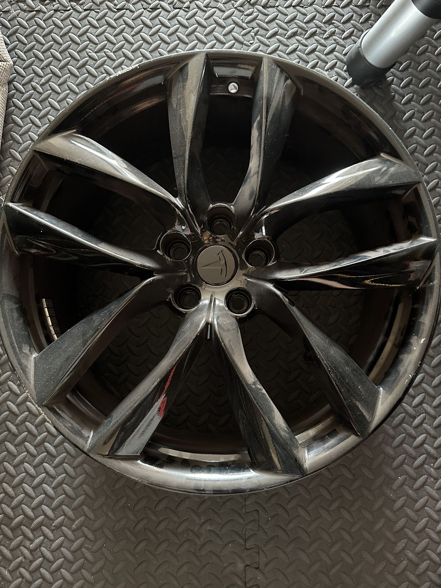 2012-2020 Tesla Model S Glossy Black 21 Inch Arachnid Rim