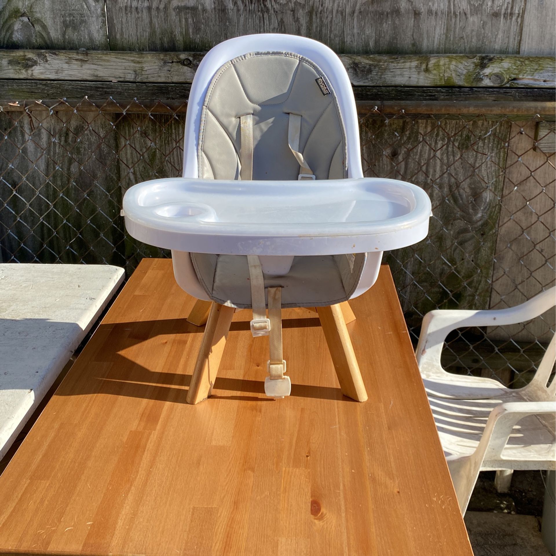 Evolur Baby Chair