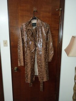 Ladies coat 🧥