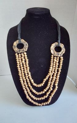 New - Beaded Bronze Tones Beaded Necklace