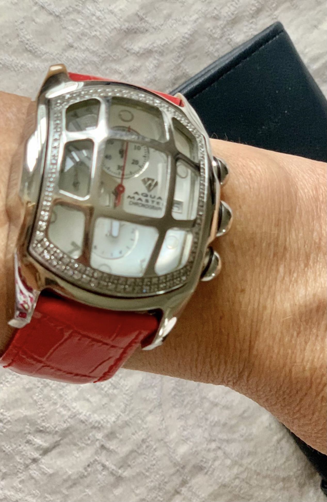 Aqua Master Bubble Watch with Diamonds 💎