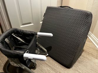 baby seat , breastfeeding back pillow
