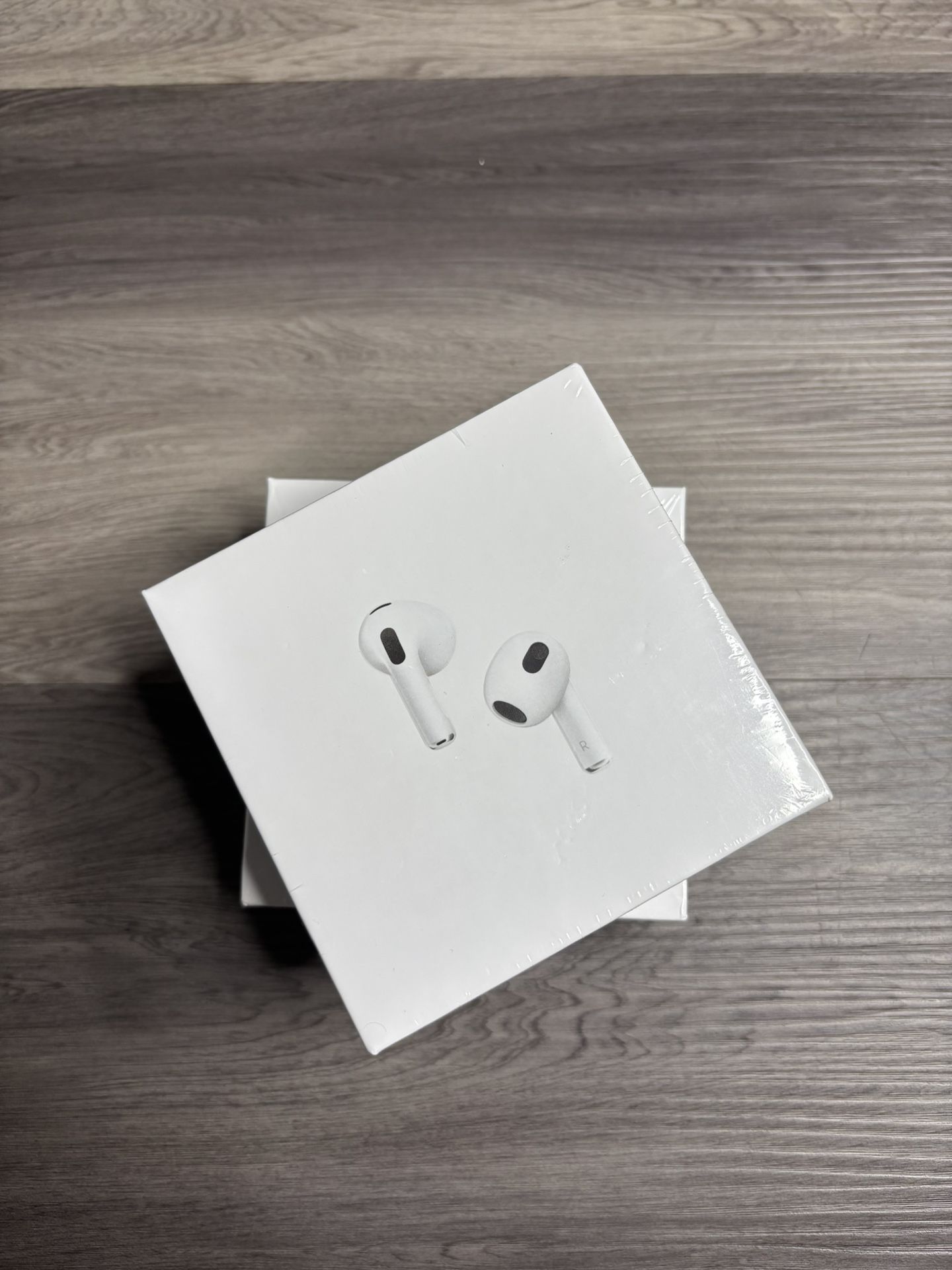 Air Pods Gen 3