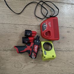 Milwaukee 12v Impact Set 