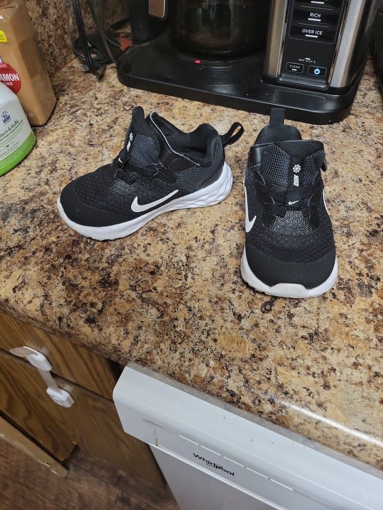 Kids Nike Running Shoe