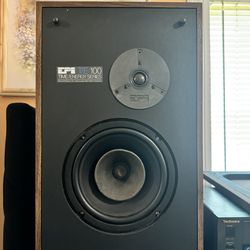 EPI T/E 100 Speakers