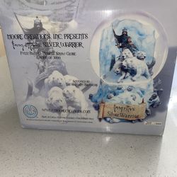 FRAZETTA SILVER WARRIOR SNOW GLOBE MUSICAL COLLECTIBLE