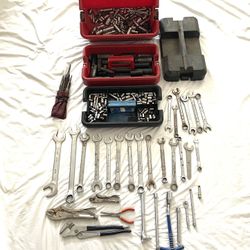 Great Condition Big Collection Of Mechanics, Hand Tools, Wrenches, Sockets, Ratchet, And Other Tools With Toolbox