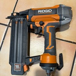 Ridgid 18GA Brad Nailer 