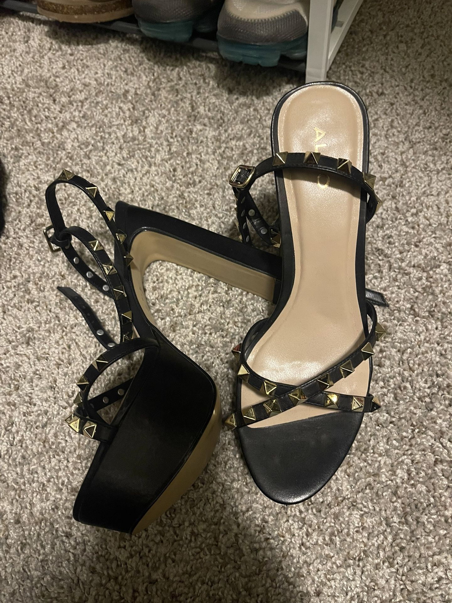 Aldo Heels Size 8