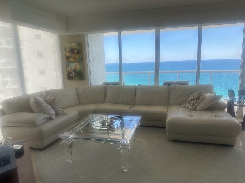 White Leather Sofa Natuzzi Editions B504 Sectional