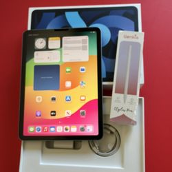 Apple iPad Air 4th Generation 64GB with Original Box, Pencil, keyboard case