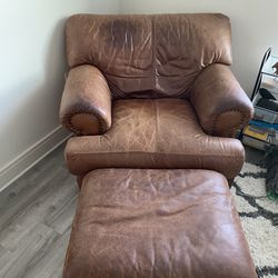 Brown, leather furniture set