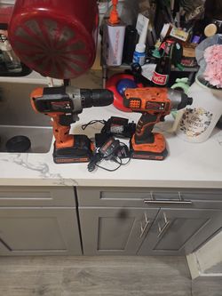 Black and Decker Drill/Driver Combo