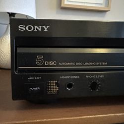 SONY 5 DISC CD PLAYER