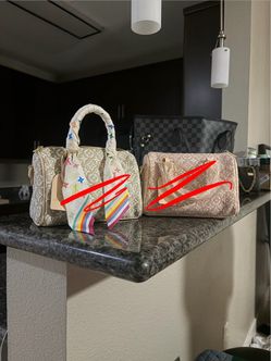 Small handbags