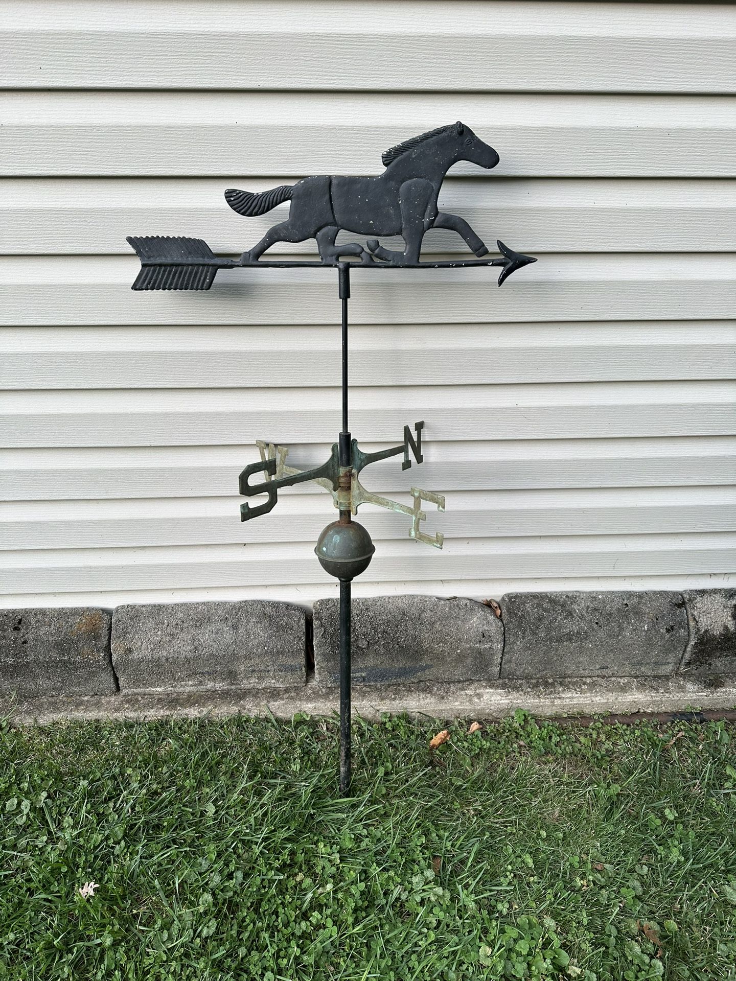 VINTAGE RUSTIC HORSE BARN WEATHERVANE - COPPER & ALUMINUM
